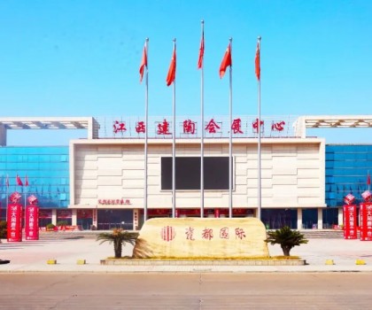 數(shù)千品牌、萬(wàn)余新品！買瓷磚找品牌，來(lái)這里就對(duì)了