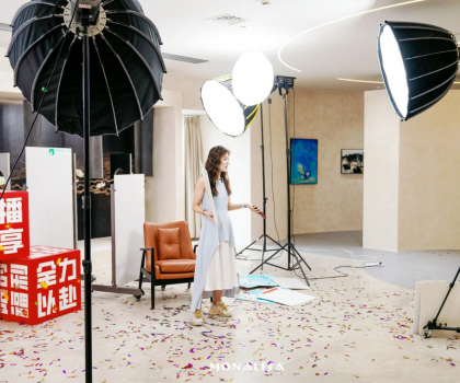 蒙娜麗莎直播基地落成投入使用！全域新零售版圖再添強(qiáng)核心引擎！
